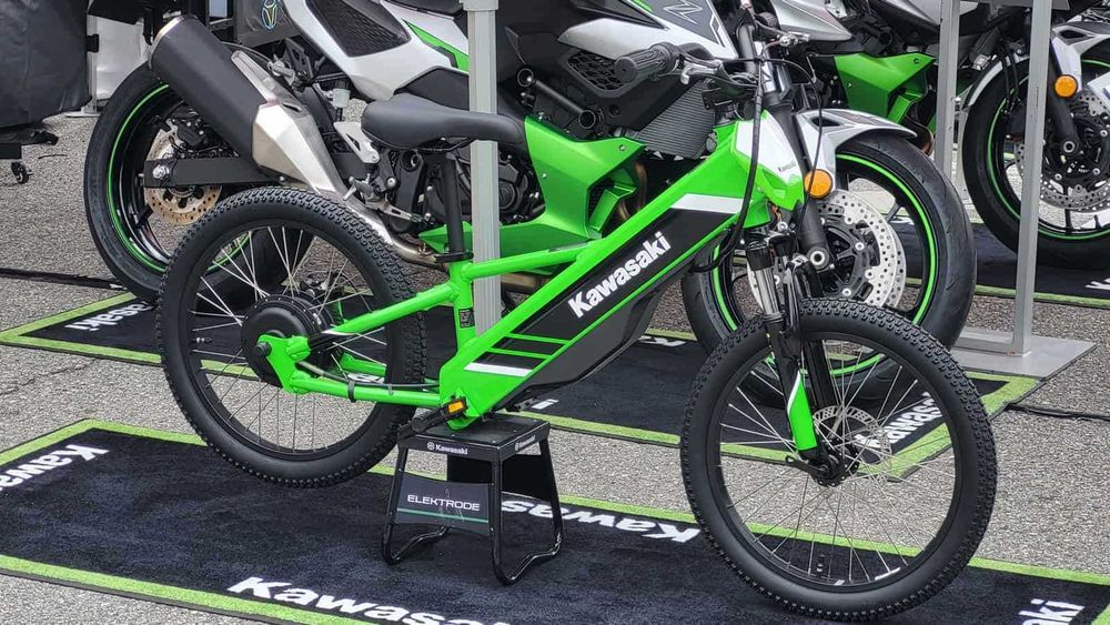 Bicicleta electrica pentru copii Kawasaki Elektrode 20 2025 in stoc