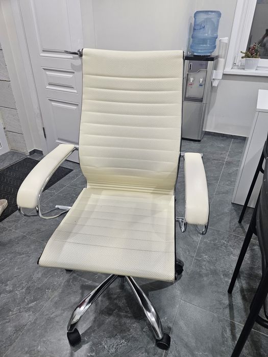 Компьютерное кресло