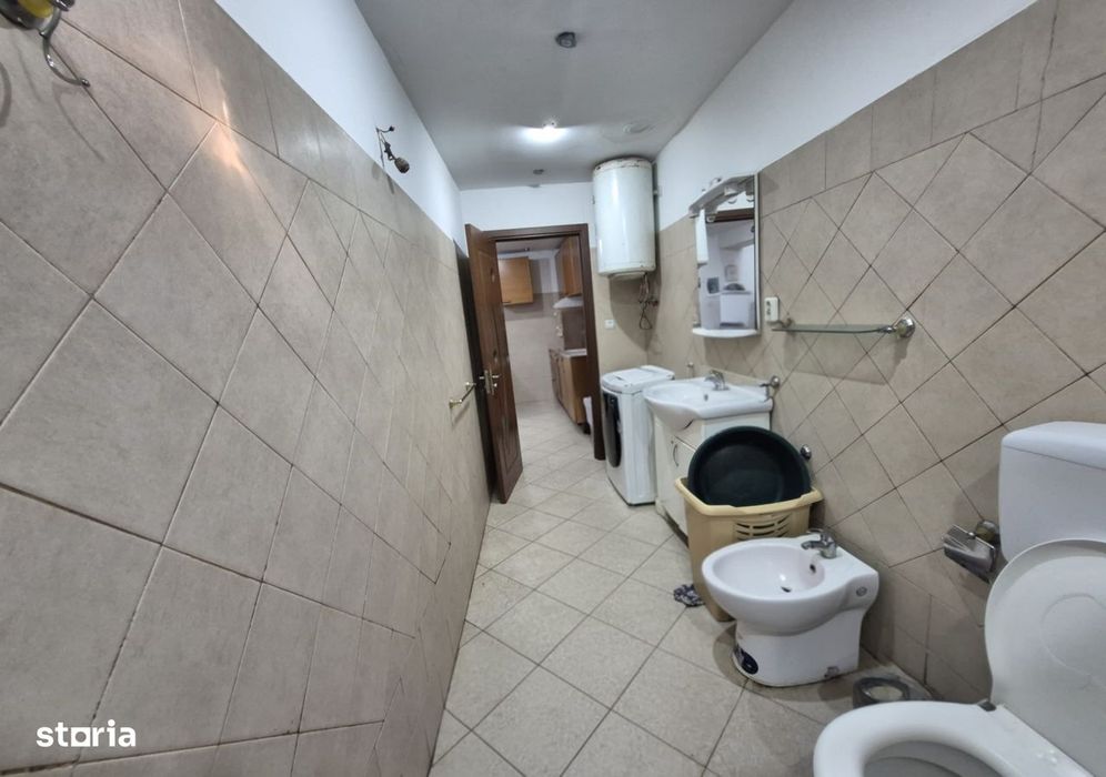 Casa Loc. Sântana,25km de Arad, gradină 1000mp