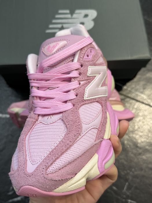 New Balance 9060