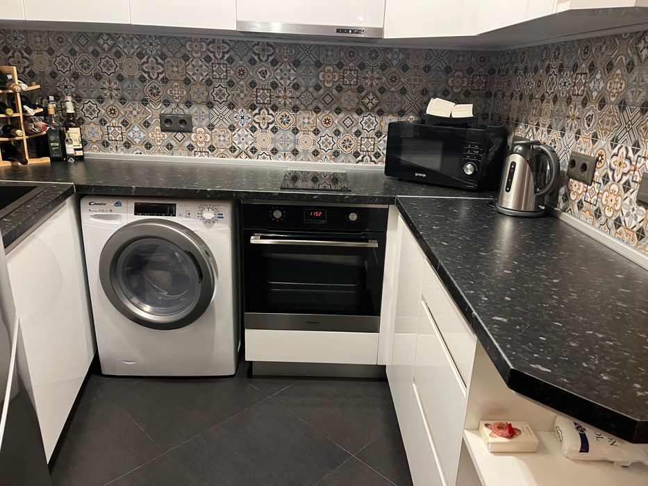 Дава се под наем Двустаен апартамент в София, Редута - 60 кв.м за 647.19 € - Снимка #2