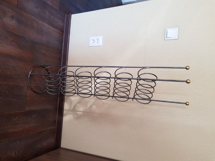 Продаю подставку под бутылки