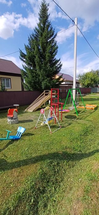 Продам детскую площадку