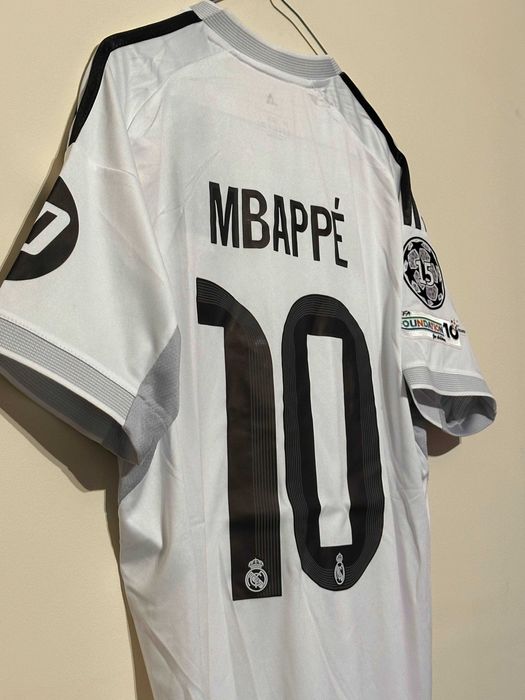 Тениска на Mbappe в Real Madrid за  2025/26 - ЧИСТО НОВА!