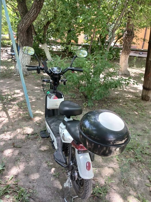 Продам электро скутер Аманат х10