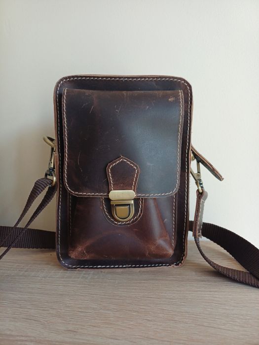 Малка мъжка чанта от естествена кожа – Vintage стил