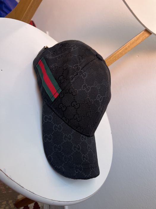 sapca gucci barbati