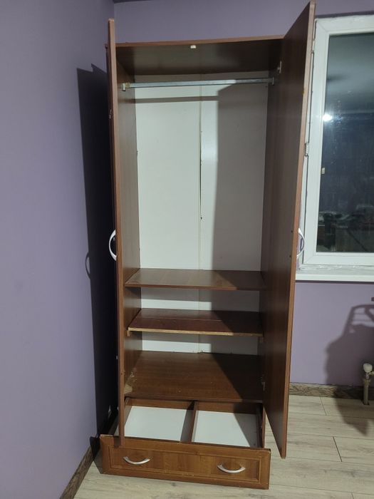 Продам шкаф, кровать и матрас