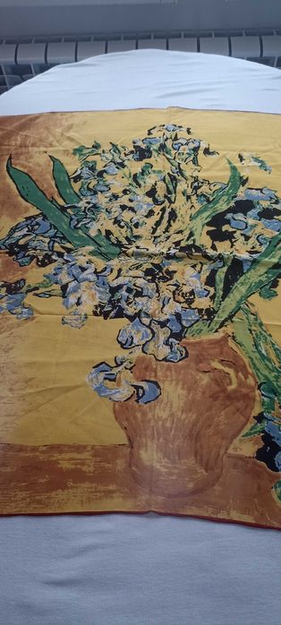 Шелковый платок ирисы