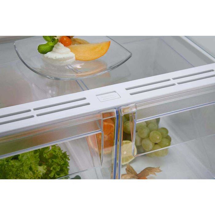 Хладилник с фризер за вграждане ELECTROLUX IK2620BR