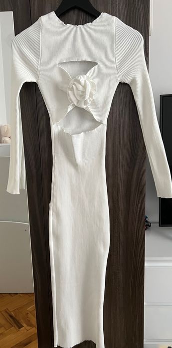 Дълга бяла рокля LBD