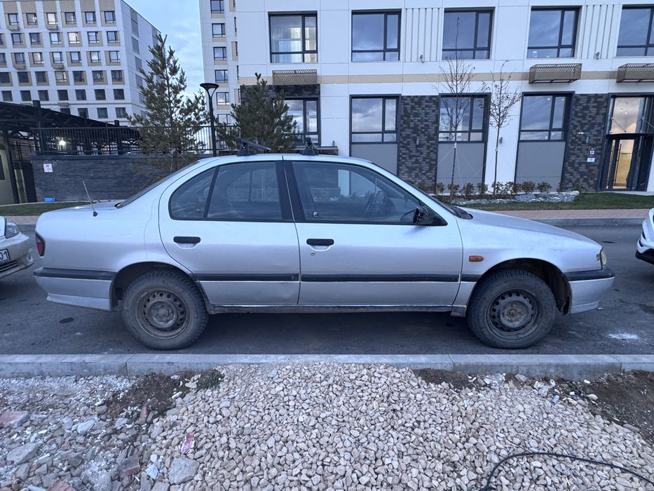 Срочно продам Ниссан примера п10 1995