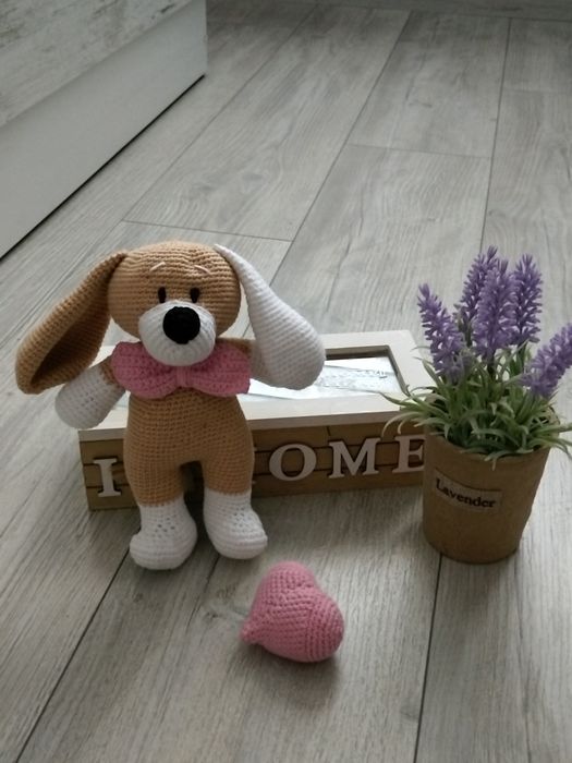 Плетена играчка на една кука