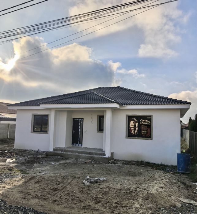 ‼️OCAZIE‼️Casa individuala la cheie/rosu, Obad Timis, teren 700mp