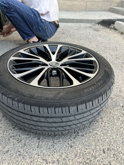 продаю диски от камри 70