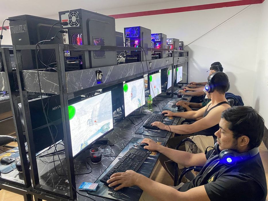 TAYYOR BIZNES. Game club sotiladi srochna