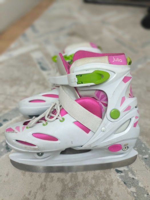 Продам коньки для девочки