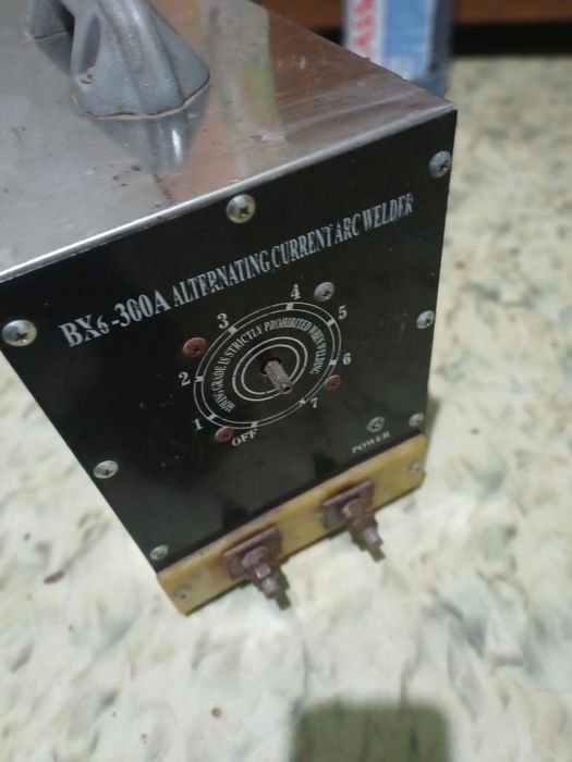 Сварочный дуговой  аппарат