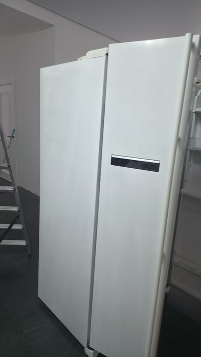 Холодильник Samsung side by side