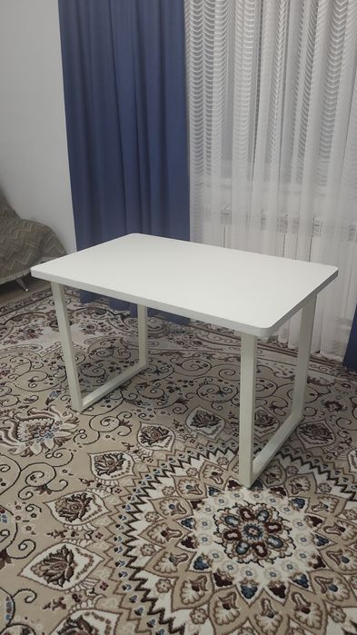 Продам  новый стол