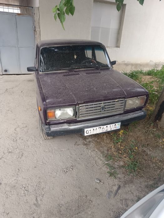 VAZ_2107 sotiladi