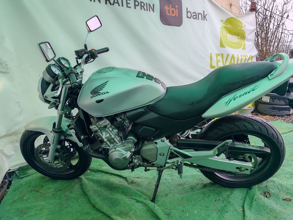 Honda Hornet 600 cmc 2003 cas sau rate