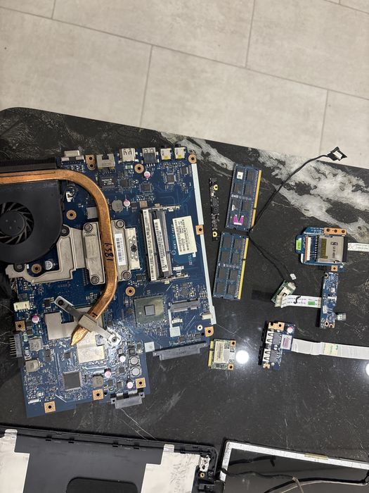 Продам запчастия от ноутбука