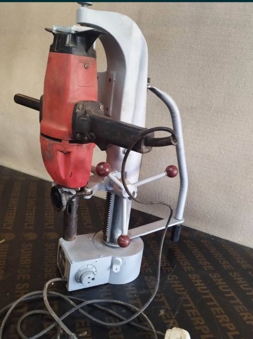 Магнитен бор апарат перфектно състояние 16 мн глава1