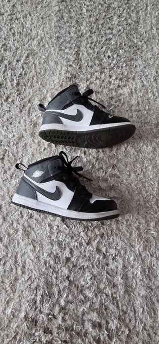 Sneakers Jordan 1 MID unisex