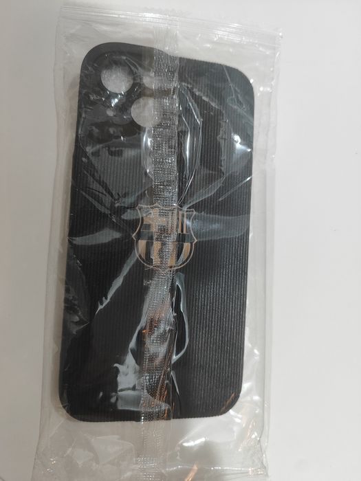 Чехол на iPhone 15