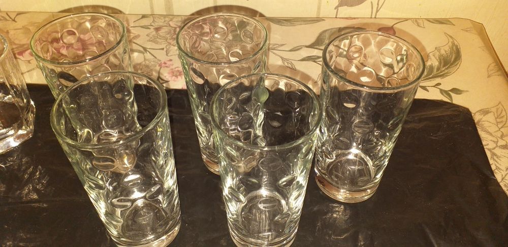 Стаканы разные мкр восток