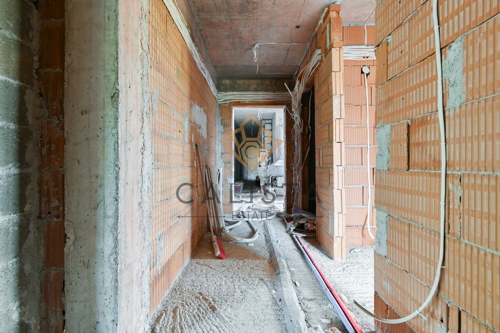 Продава се Тристаен апартамент в София, Бояна - 102 кв.м за 2246 €/кв.м - Снимка #8