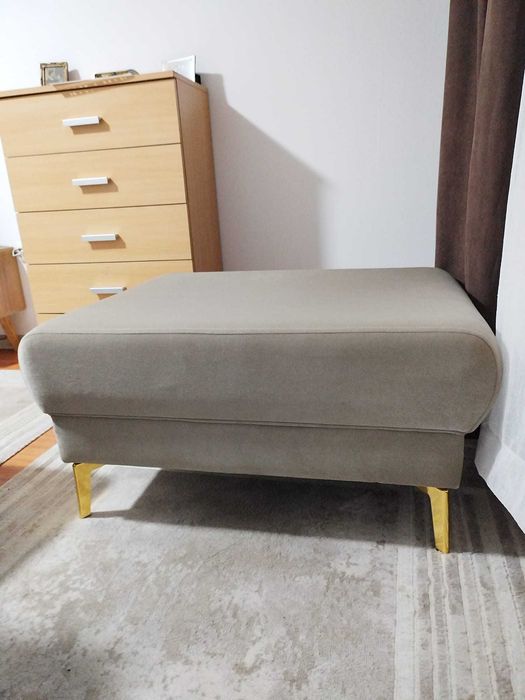 Fotoliu de vânzare.