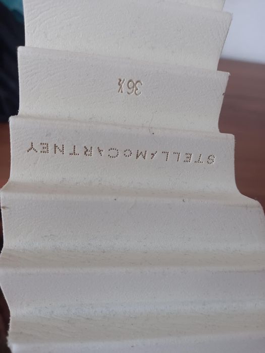 Stella Mccarthney-сникърси