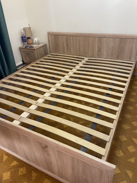 Отдам кровать 160*200