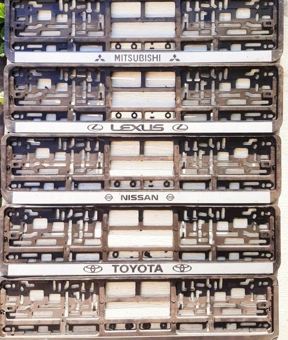 Автоподушки. Подномерные рамки.