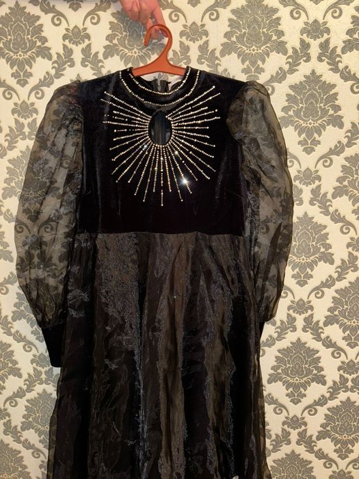 Продаю вечерние платья