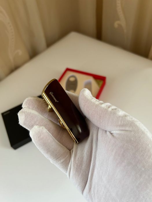 Подаръчен комплект Guevara – аксесоари за пури (запалка + ножица)