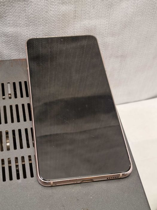 Samsung Galaxy S21 5G (SM-G991U) DEFECT - Nu Porneste  Display Bun  Pentru Piese