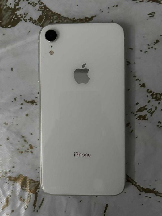 продам Xr  айфон
