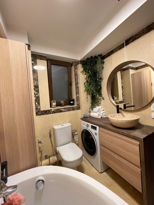 Apartament 3 camere ultracentral bloc nou