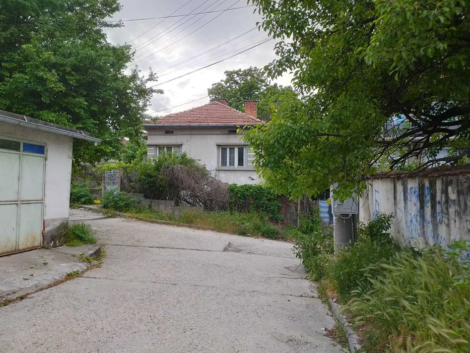 Продава се Къща в Бяла - 175 кв.м за 190 €/кв.м - Снимка #1