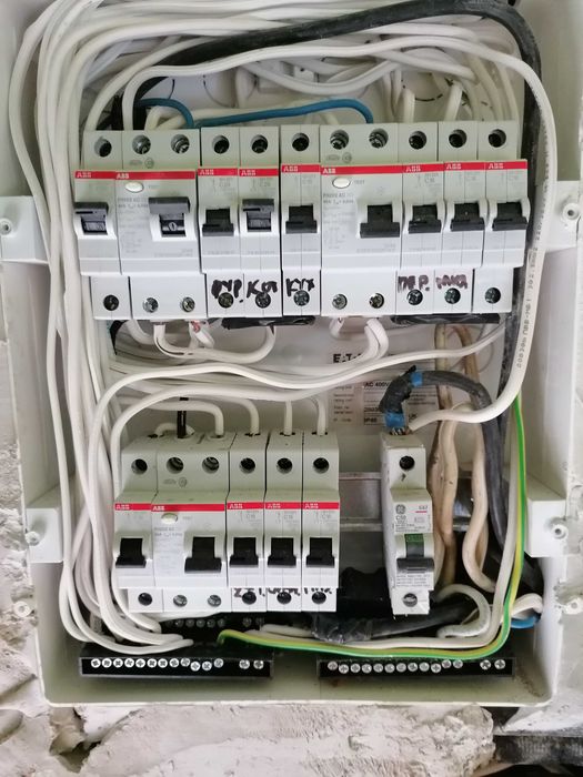 Електротехник - електроуслуги София/ ELECTRICAL SERVICES - electrician