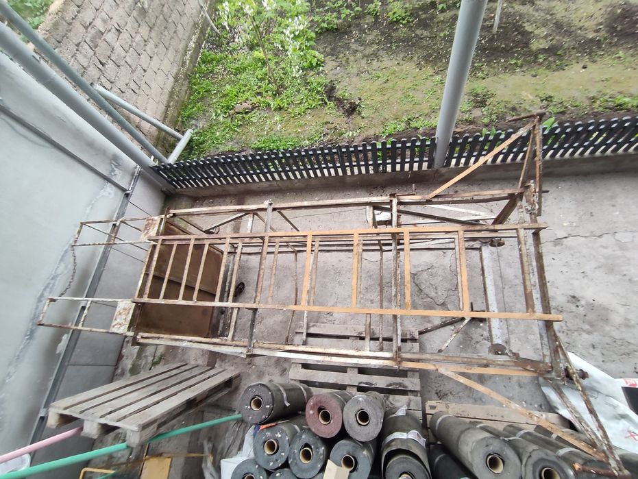 Вышка-тура  строительная телескопическая передвижная (с лебедкой)