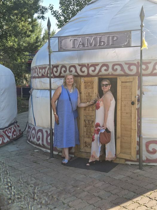 Срочно продам 2е юрты