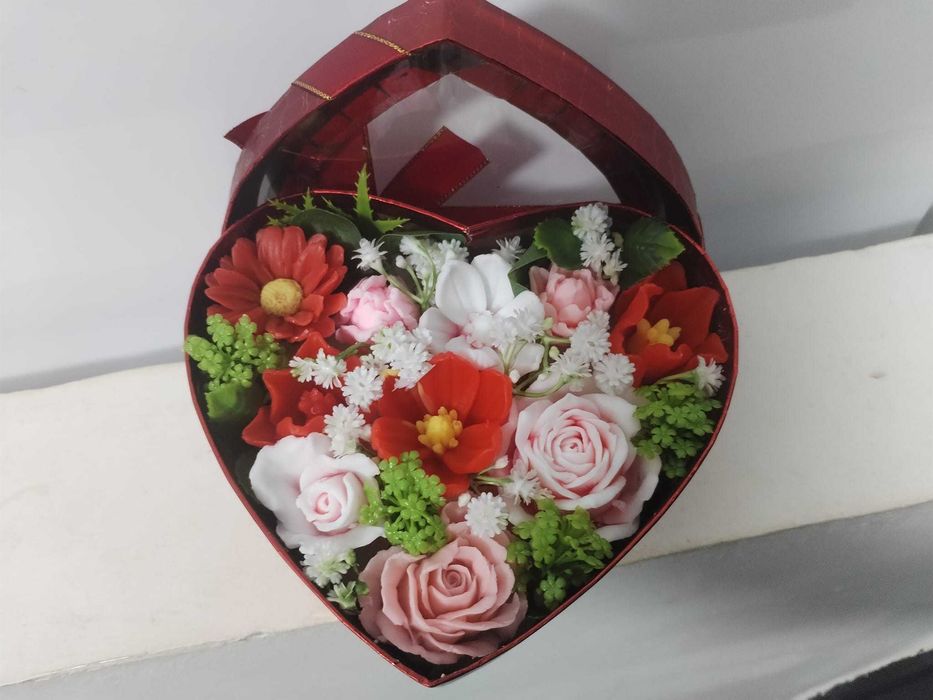 cadou buchet de flori din sapun
