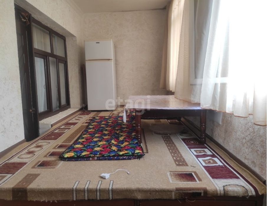 Yashnobod tumani, Muxtor Ashrafiy koʻchasida joylashgan