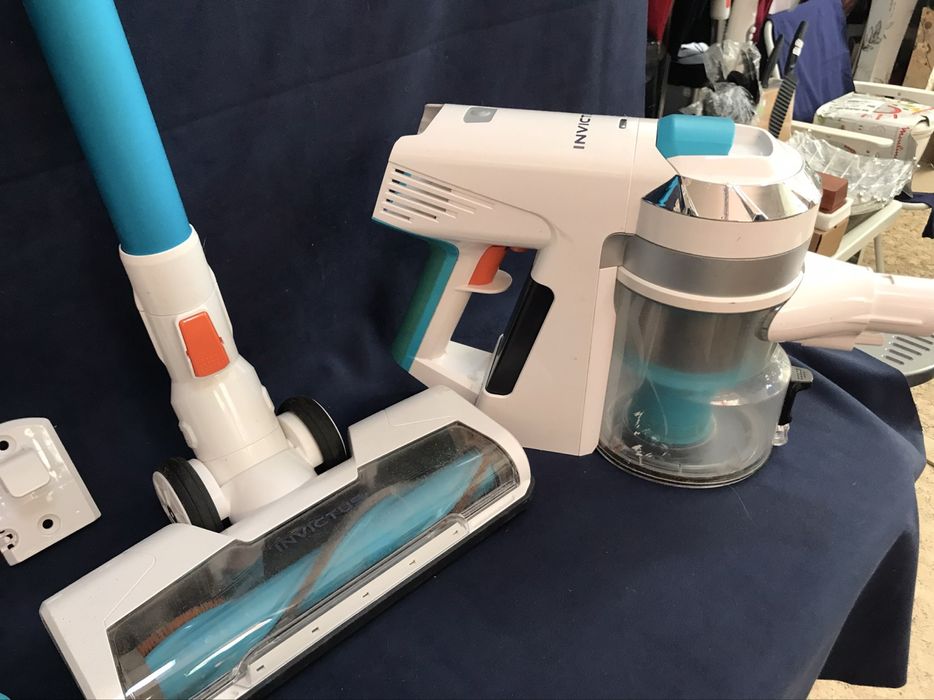 Безжична прахосмукачка Genius Invictus X7