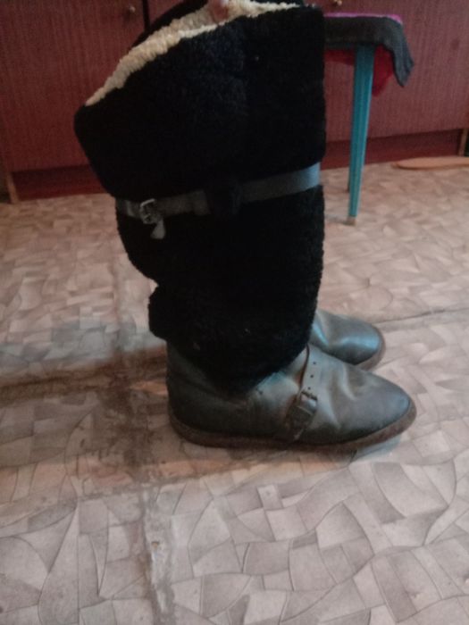 Продам унты из овчины