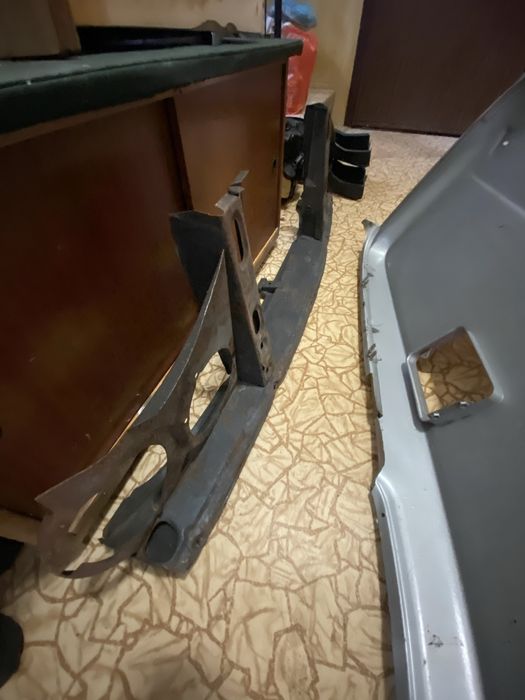 Части за LADA2105 , цената подлежи на коментар